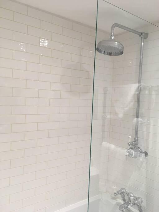 St Anthony'S, Bright Perkily Decorated 3 Bedroom House Ampleforth Екстериор снимка