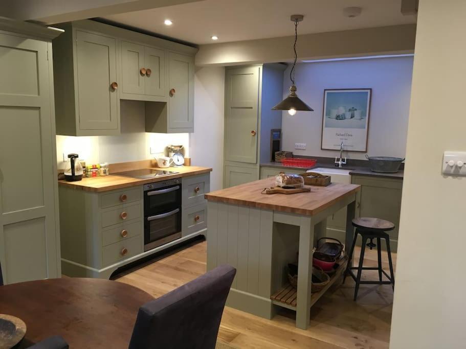 St Anthony'S, Bright Perkily Decorated 3 Bedroom House Ampleforth Екстериор снимка